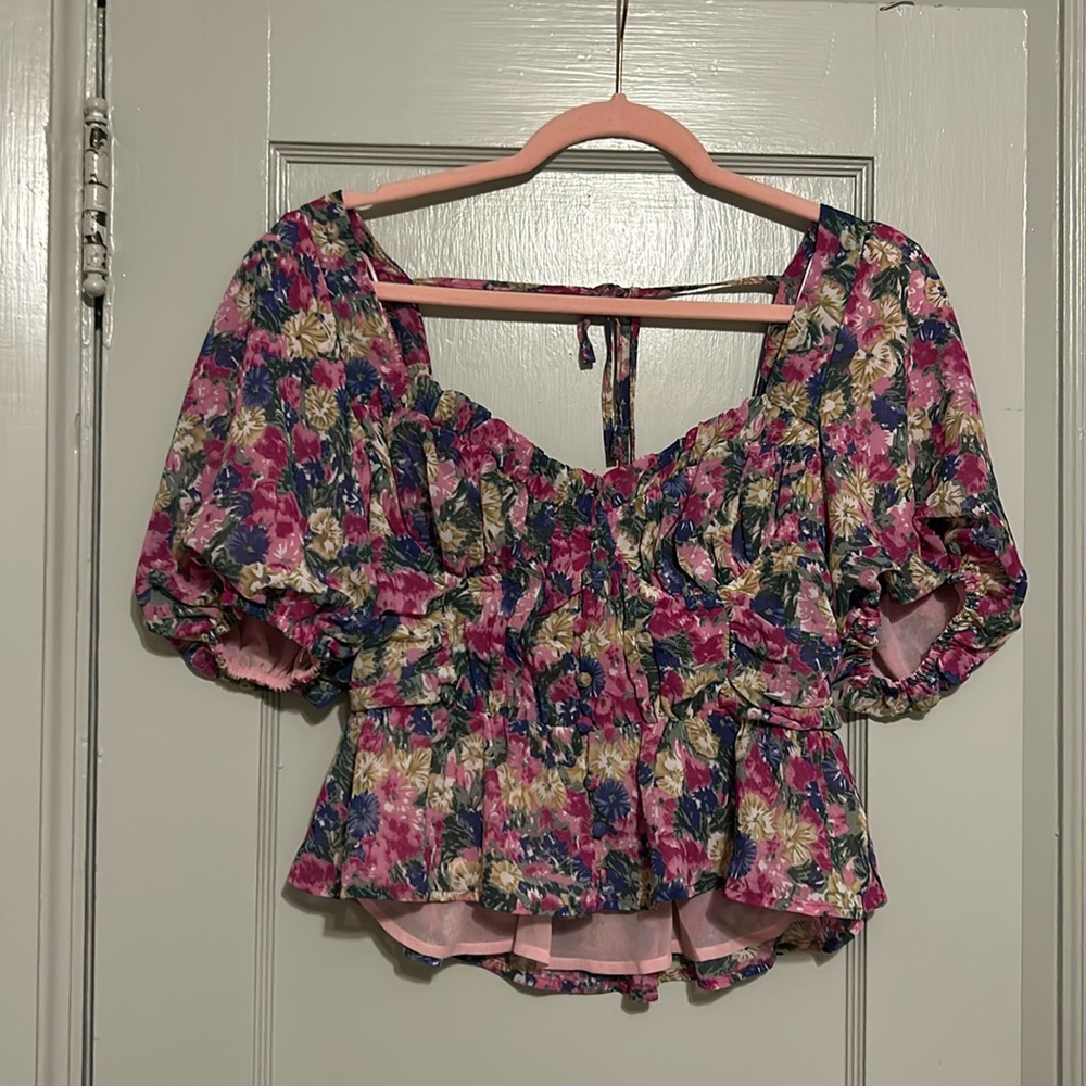 Floral top